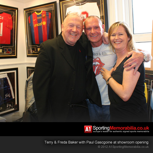 Paul Gascoigne opens memorabilia showroom for A1 Sporting Memorabilia Paul Gascoigne opens memorabilia showroom for A1 Sporting Memorabilia