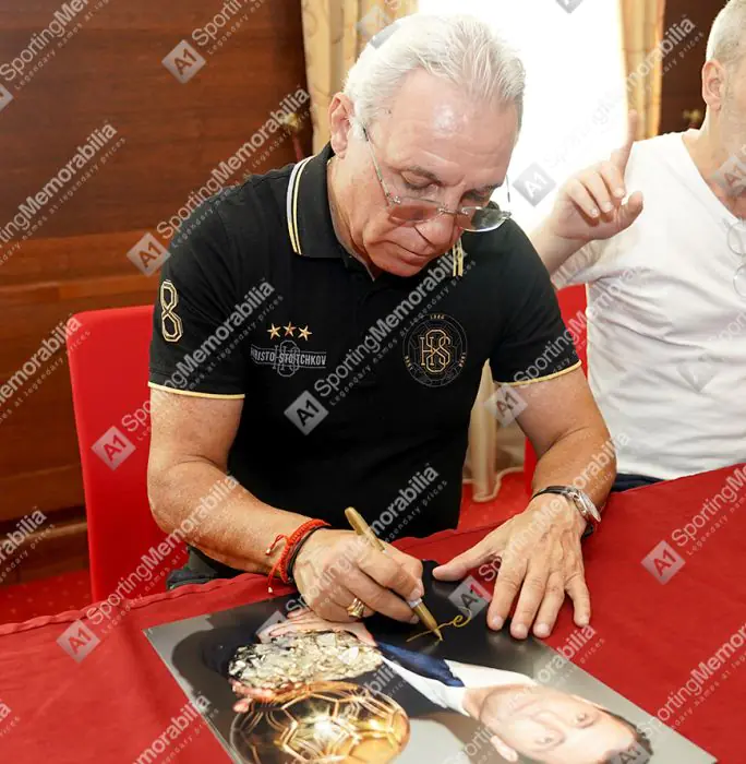 Hristo Stoichkov won the 1994 Ballon d'Or award