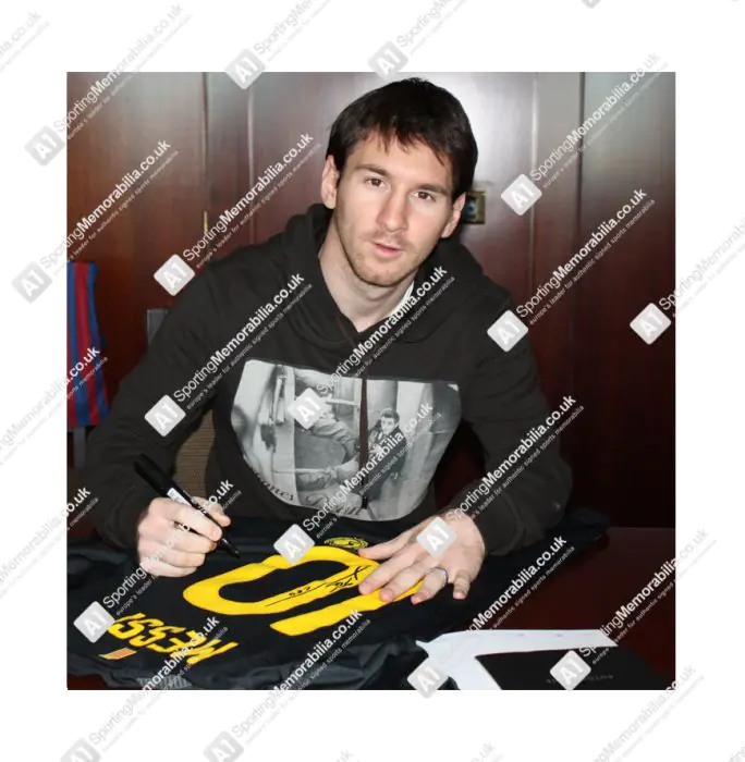 Lionel Messi hand signed Barcelona Away shirt - 2011-12 - Genuine