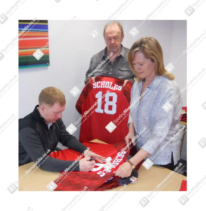 Paul Scholes Hand Signed 1998 Manchester United Shirt - Number 18