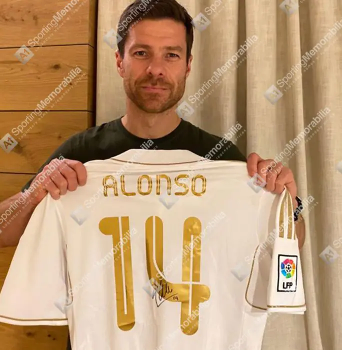 Xabi Alonso Signed Real Madrid Shirt, 2011-12 - Number 14