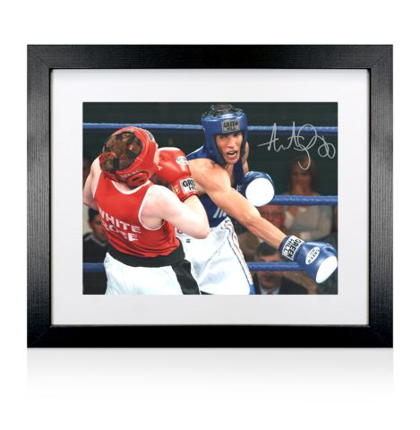 Framed Anthony Ogogo Signed Photo - vs Luke Robinson