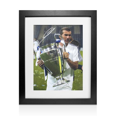 Framed Zinedine Zidane Signed Real Madrid Photo - 2002 Champions League Winner