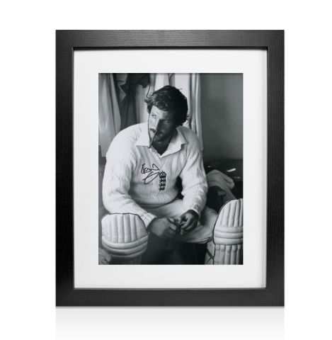 Framed Sir Ian Botham Signed England Cricket Photo - 1981 Cigar Headingley