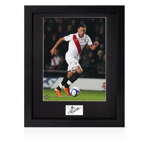 Framed Alex Oxlade-Chamberlain Signed Card - Southampton