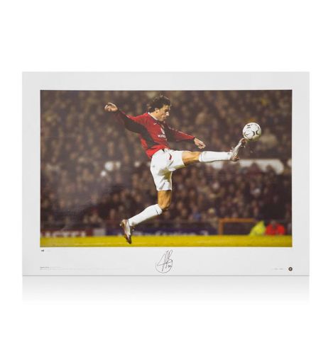 Ruud Van Nistelrooy Signed Manchester United Photo