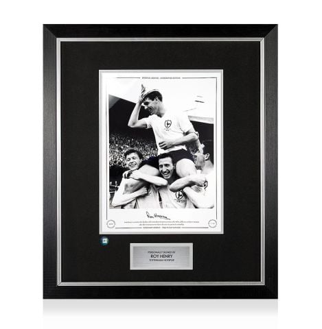 Premium Framed Ron Henry Signed Tottenham Hotspur Photo - 1962 FA Cup Winner