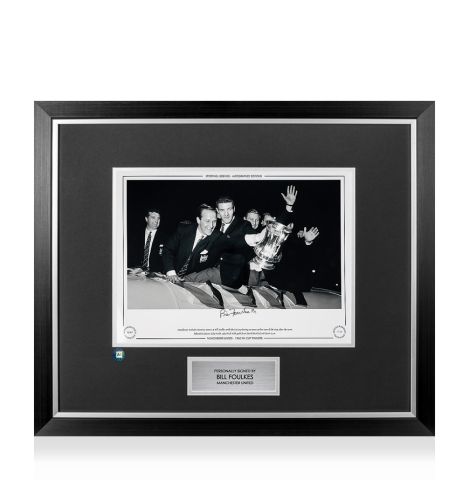 Premium Framed Bill Foulkes Signed Manchester United Photo