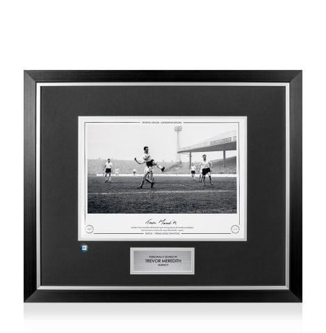 Premium Framed Trevor Meredith Signed Burnley Photo - 1959/60