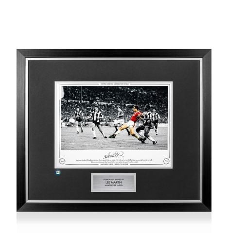 Premium Framed Lee Martin Signed Manchester United Photo - 1990 FA Cup Goal 