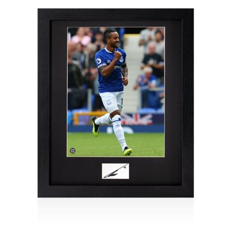 Framed Theo Walcott Signed Card - Everton