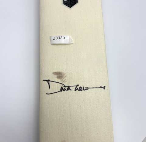WAREHOUSE SECONDS David Gower Signed Slazenger V500 Cricket Bat - Grade A