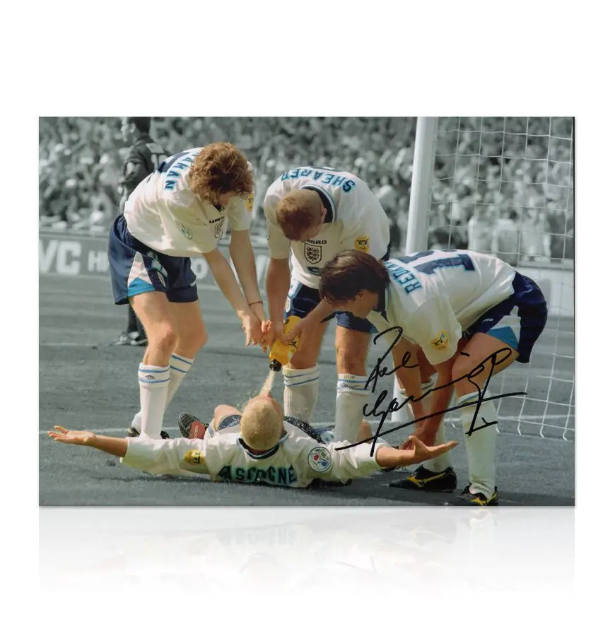 Paul Gascoigne signed England photo - Dentist Chair - Genuine