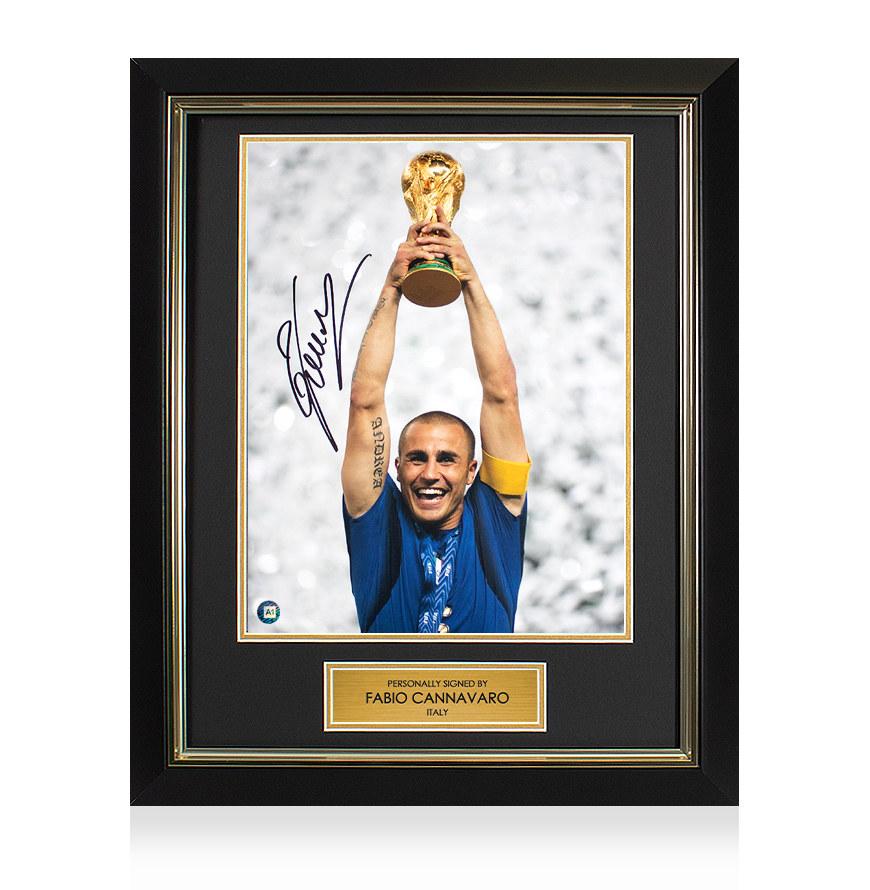 Fabio Cannavaro signed Italy memorabilia